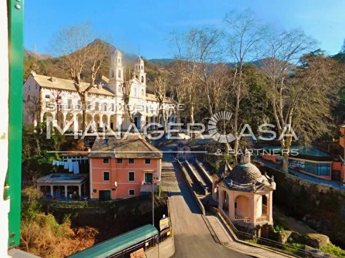 Appartamento quadrilocale in vendita in Via Acquasanta, Mele