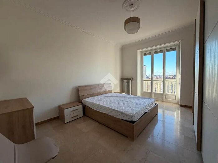 Appartamento trilocale in affitto in Via Nicola Porpora, Torino