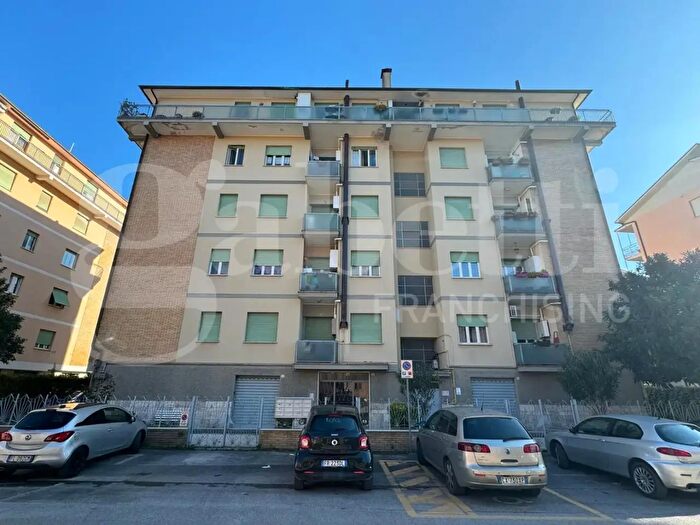Appartamento quadrilocale in vendita in Via Paolessi, Rieti