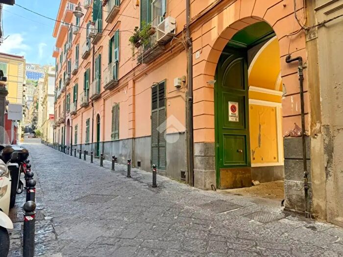 Appartamento monolocale in vendita in Via Bausan, Napoli