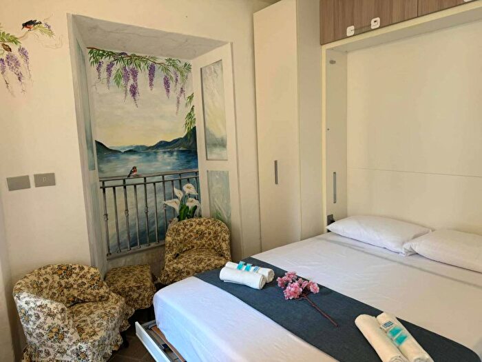 Appartamento monolocale in affitto in Via Giuseppe Garibaldi, Centro, Argegno