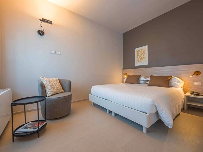 Appartamento bilocale in affitto in Via Antonio Cesari, Niguarda, Milano