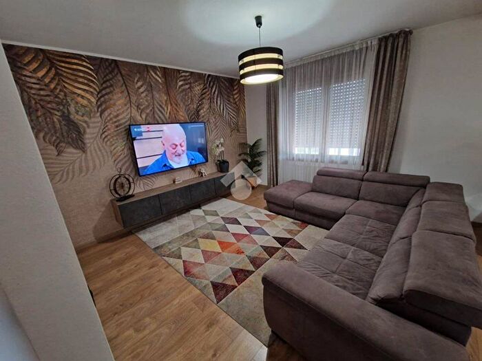 Appartamento trilocale in affitto in Via MAGAROTTO, Centro, Limena