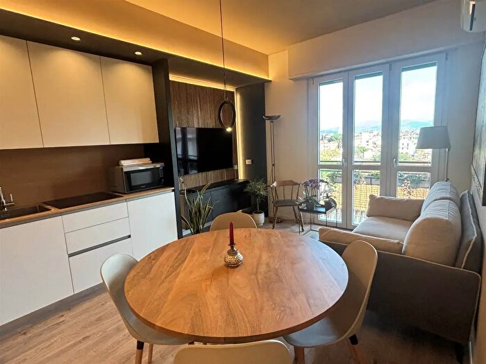 Appartamento trilocale in vendita in Firenze