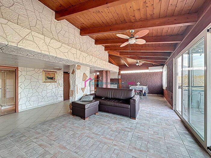 Appartamento trilocale in affitto in Via Settembre, Nola