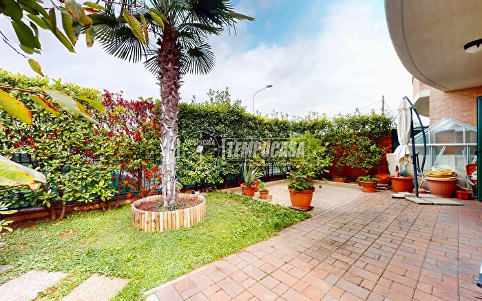 Casa con 5 locali in vendita in Via Canale Carpi, Campogalliano