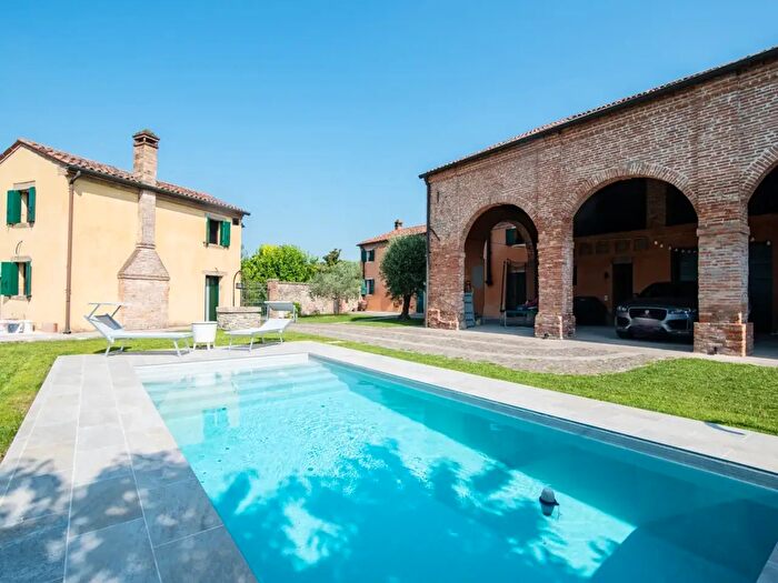 Casa quadrilocale in vendita in Via Morlungo, Este