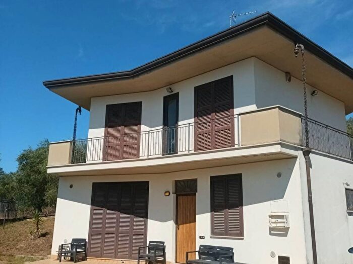 Casa con 5 locali in affitto in Via Monticchio, Centro, Ferentino