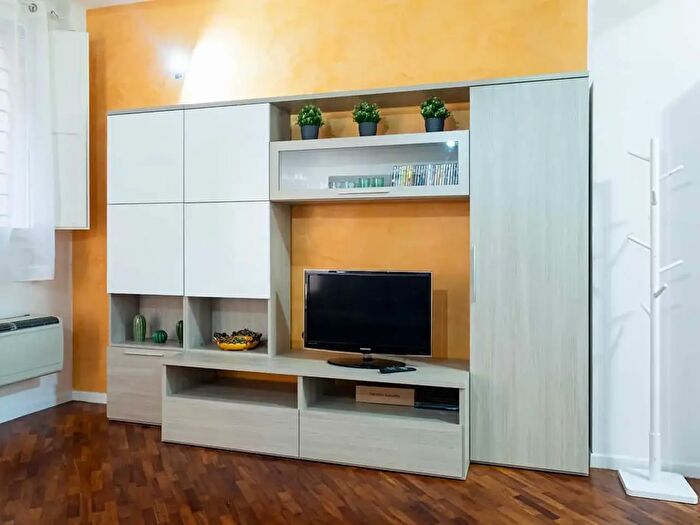 Appartamento monolocale in affitto in Via Miramonte, Bologna