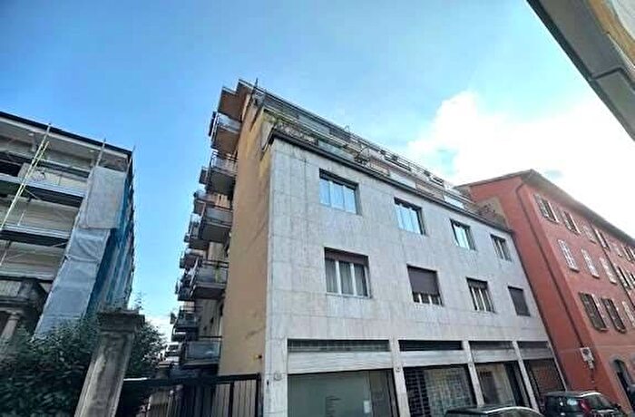 Appartamento bilocale in affitto in Via Monti, Valduce Crispi, Como