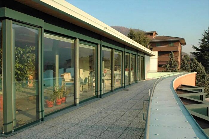 Appartamento trilocale in vendita in Via Filatoio Caprino Bergamasco, Caprino Bergamasco