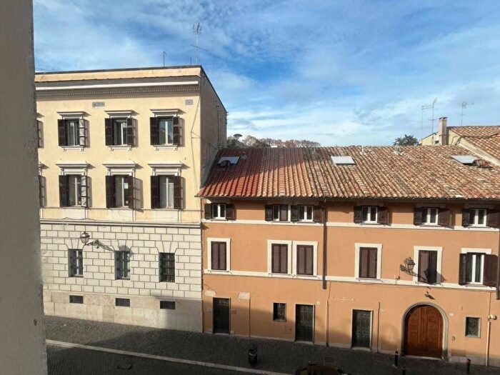 Appartamento bilocale in affitto in Via Giuseppe Garibaldi, Trastevere, Roma