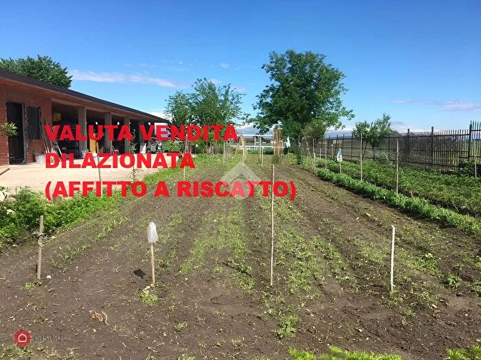 Casa con 10 locali in vendita in Via Quintanello, Vigone