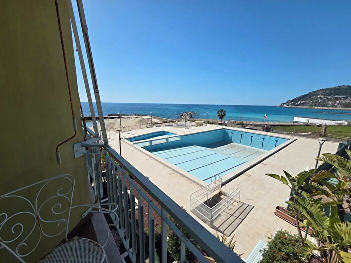 Appartamento bilocale in vendita in Vicolo Foce, Sanremo