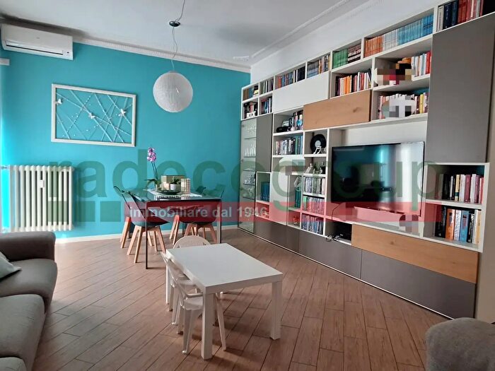 Appartamento con 5 locali in vendita in Via Caduti del Lavoro, Livorno