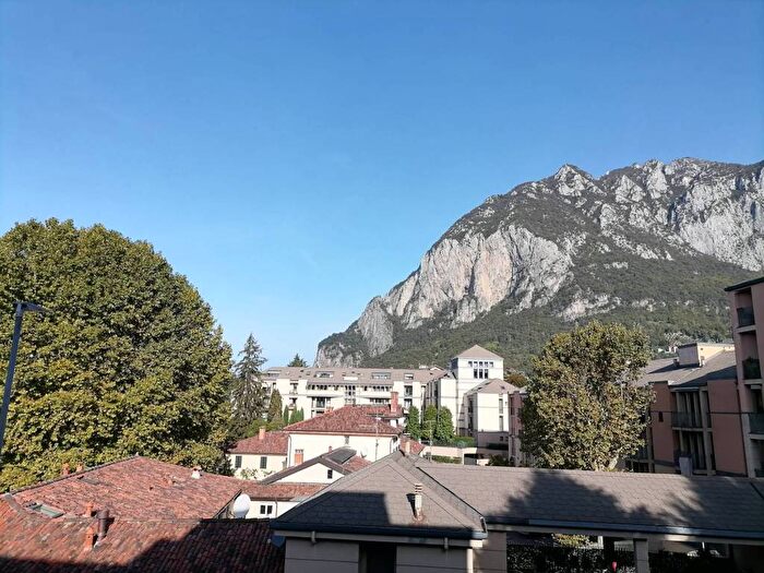 Appartamento trilocale in affitto in Corso Giacomo Matteotti, Caleotto, Lecco