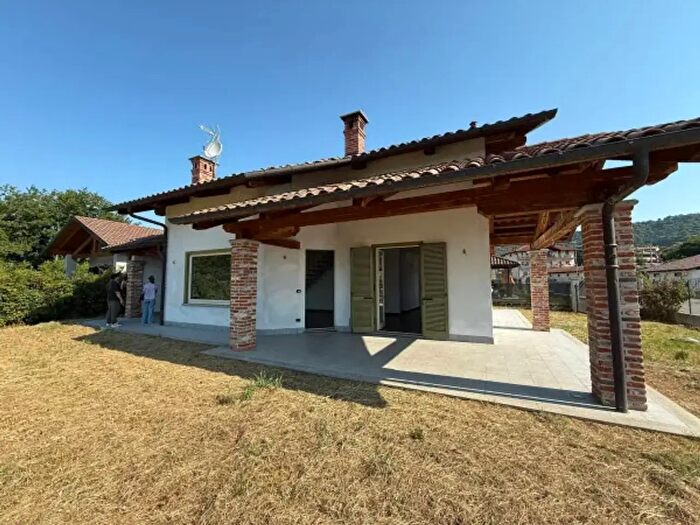 Casa con 5 locali in vendita in Via Principe Amedeo, Aglie'