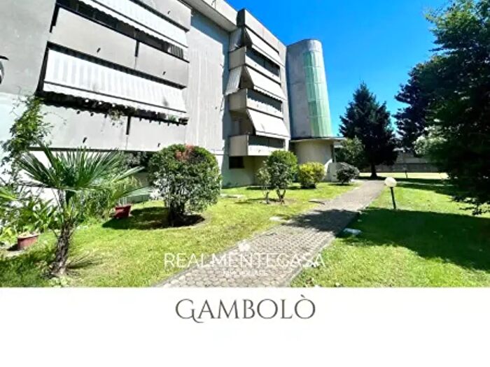 Appartamento quadrilocale in vendita in Corso Umberto I, Gambolo'