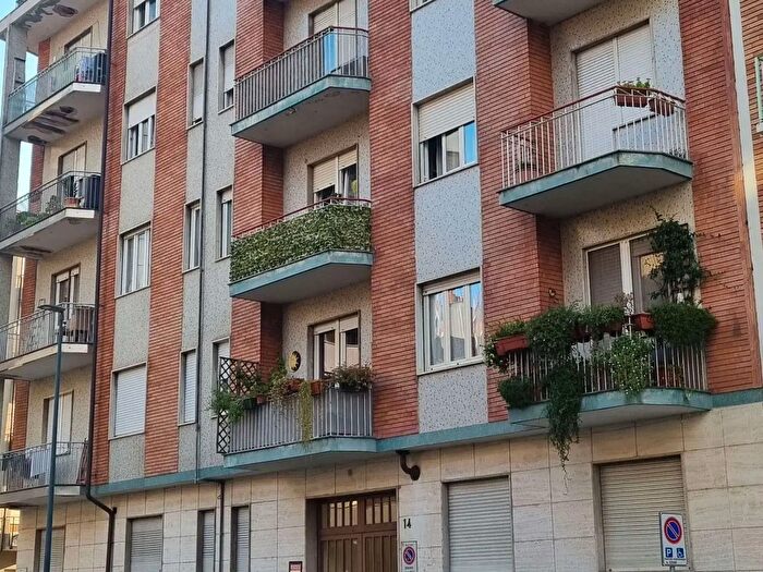 Appartamento bilocale in vendita in Via Giulietti, Torino