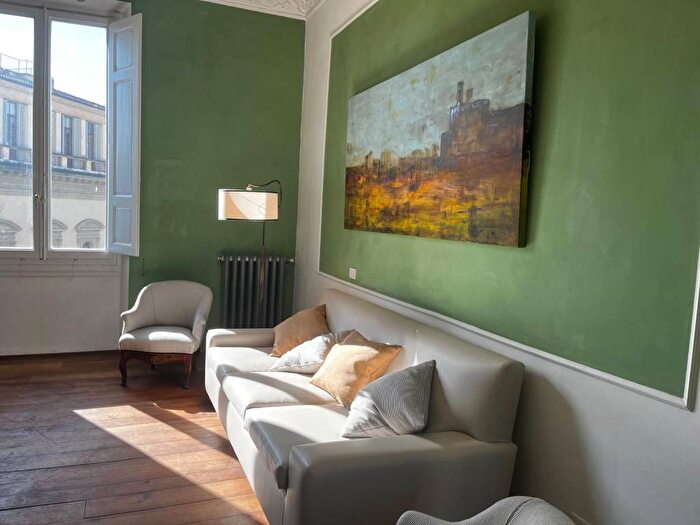 Appartamento con 6 locali in affitto in DAzeglio, Firenze