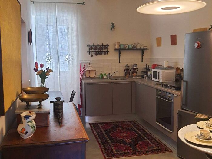 Appartamento quadrilocale in affitto in Via della Stella, Centro Storico, Perugia