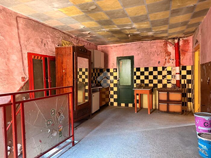 Appartamento bilocale in vendita in Via Benedetto Brin, Soriano Nel Cimino