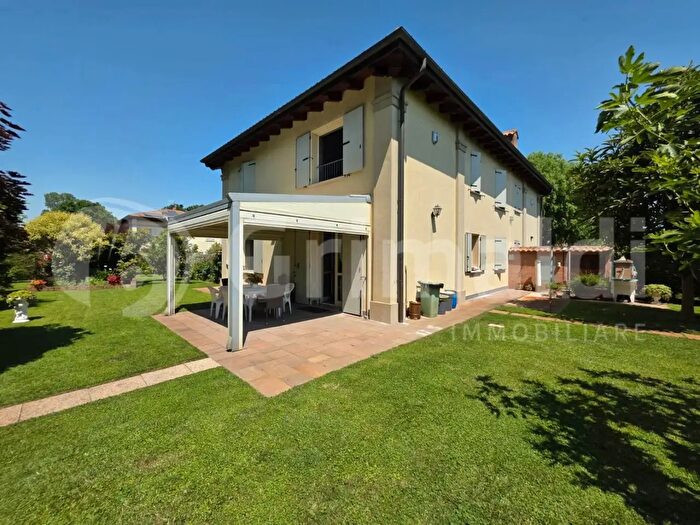 Casa con 5 locali in vendita in Via Cadriano, Granarolo DellEmilia