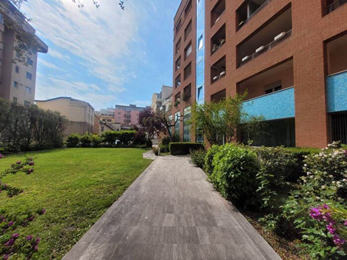 Appartamento trilocale in affitto in Via Lungaterno Sud, Porta Nuova, Pescara