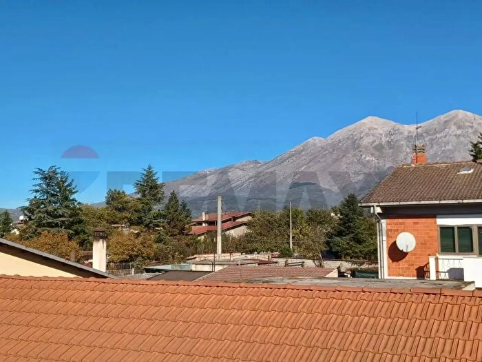 Appartamento trilocale in vendita in Via Carseolana, Scurcola Marsicana