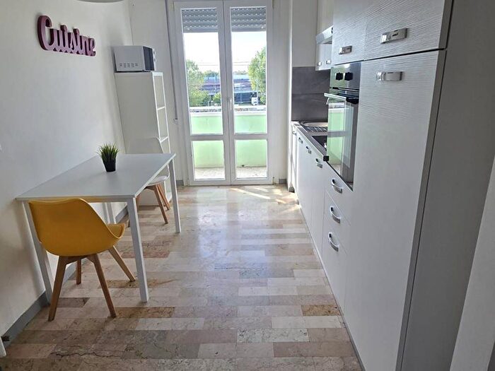 Appartamento con 5 locali in affitto in Mestre, Venezia