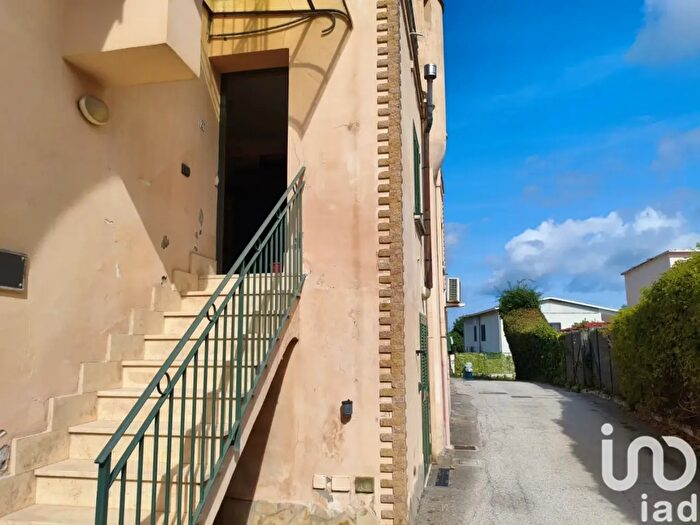 Casa con 12 locali in vendita in Via Caranfe, Monte Di Procida