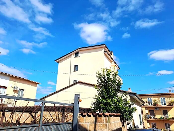 Appartamento trilocale in vendita in Via Bruno Buozzi, Rignano Flaminio