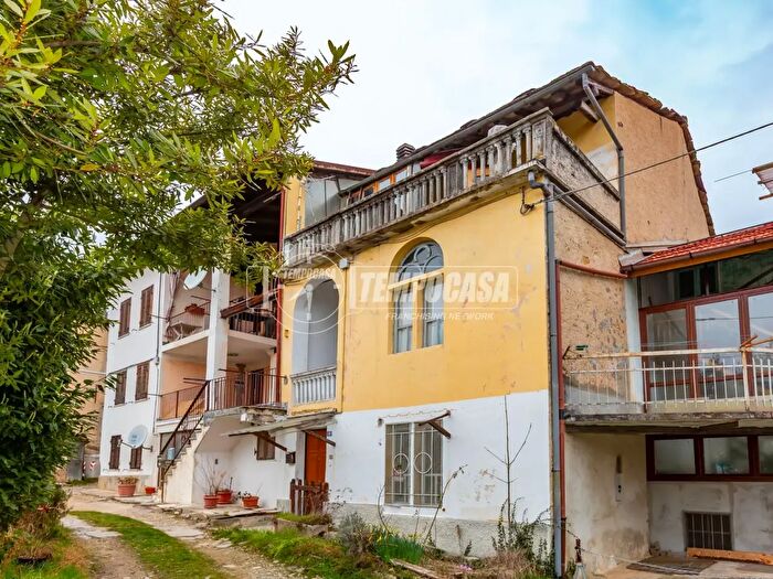 Casa quadrilocale in vendita in Borgata Ruadamonte, Coazze