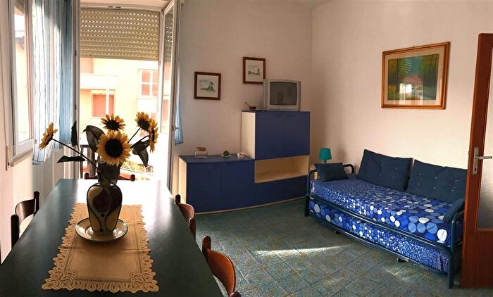 Appartamento quadrilocale in affitto in Via Isola della Meloria, Follonica