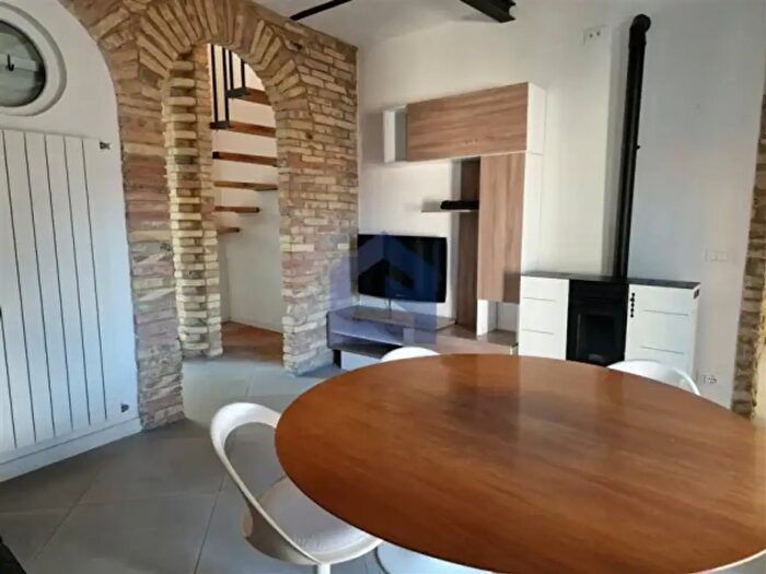 Casa con 6 locali in vendita in Castel Frentano