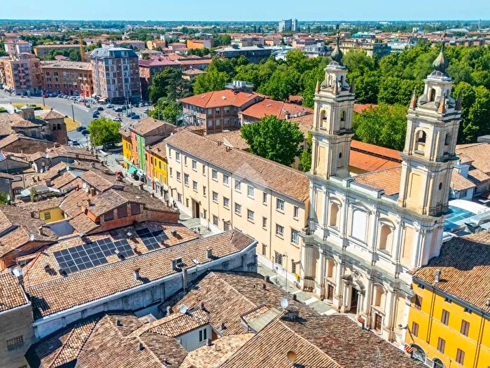 Appartamento bilocale in vendita in Strada Massimo d'Azeglio, Parma