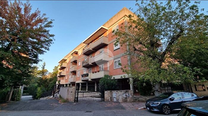 Appartamento con 5 locali in vendita in Via Giuseppe Antonio Pasquale, Roma