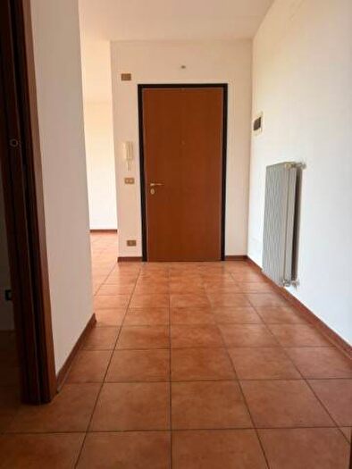 Appartamento trilocale in affitto in Via Veneto, Cussignacco Paparotti, Udine
