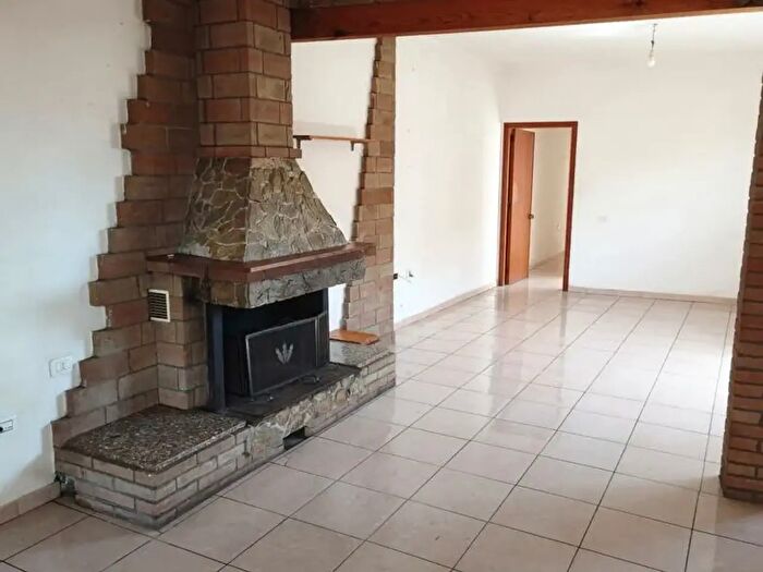 Appartamento trilocale in vendita in Assemini