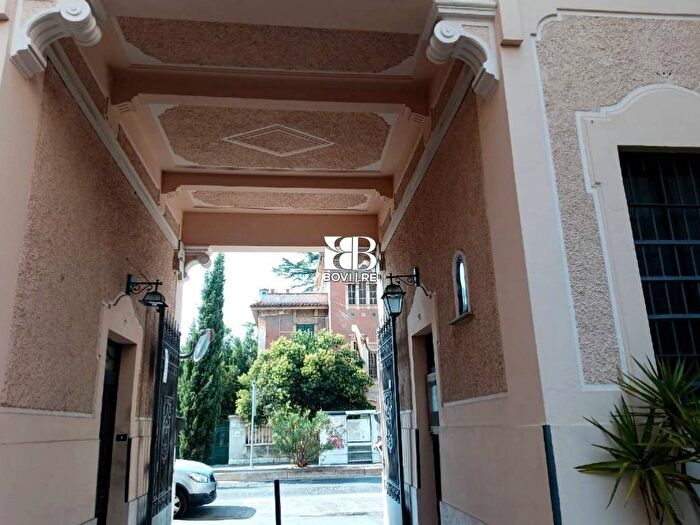 Appartamento quadrilocale in affitto in Via dei Ramni, San Lorenzo, Roma
