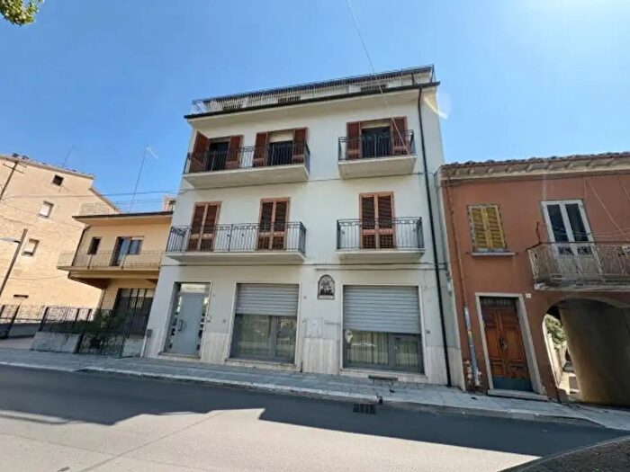 Appartamento con 5 locali in vendita in Via Calderari, Bojano