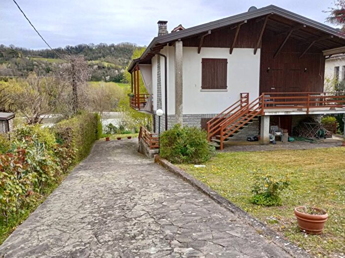 Appartamento trilocale in affitto in Marchesi Di Scrivellano, Travo