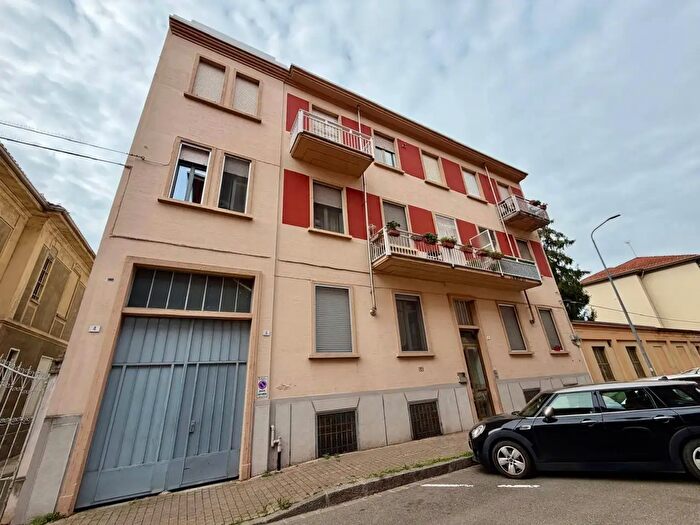 Appartamento bilocale in vendita in Via Santorre di Santarosa, Alessandria