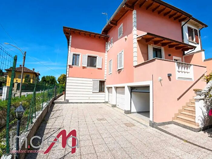 Appartamento bilocale in vendita in Via Roma, Spino DAdda