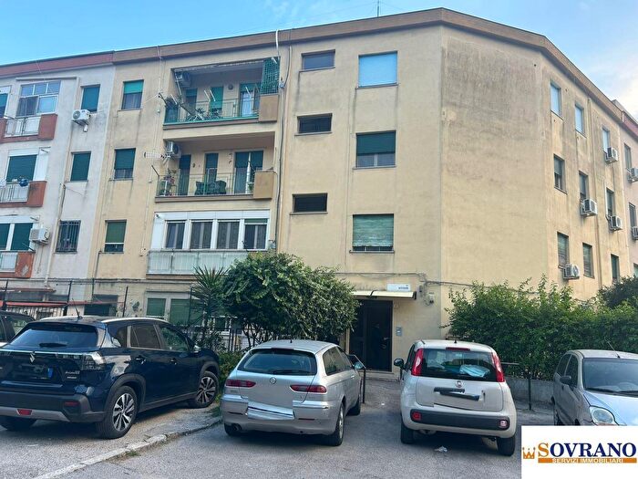 Appartamento con 5 locali in vendita in Palermo