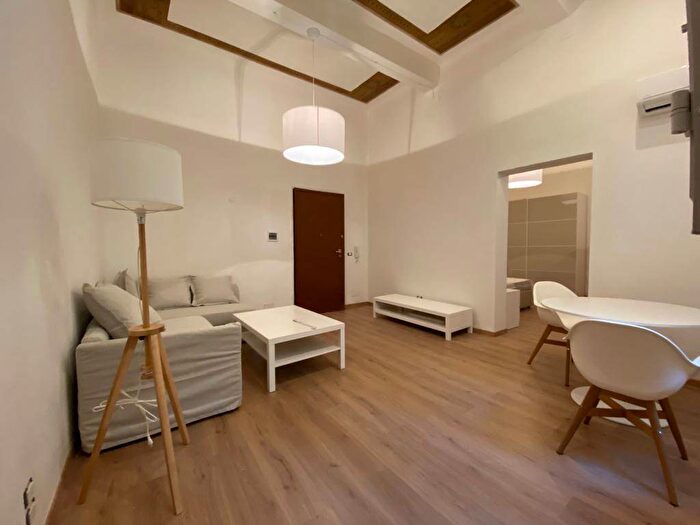 Appartamento bilocale in affitto in Via Cesare Battisti, Centro Storico, Modena