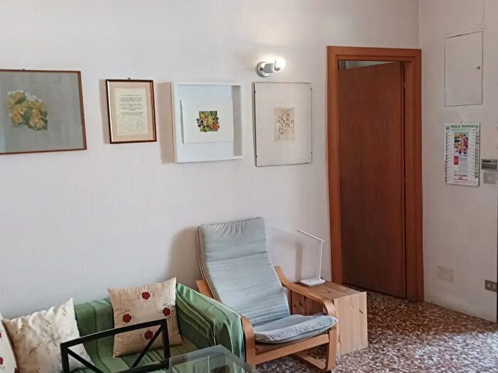 Appartamento bilocale in affitto in Via Santa Giulia, Torino