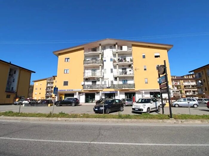 Appartamento bilocale in vendita in Via Pianette, Montalto Uffugo