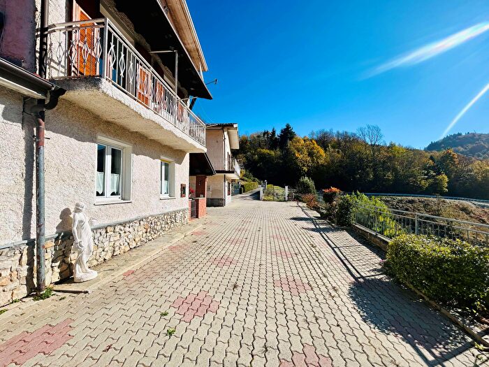 Casa con 9 locali in vendita in Regione Crose, Garessio