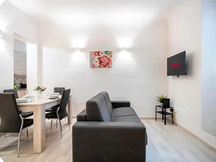 Appartamento bilocale in affitto in Via Gioberti, Firenze